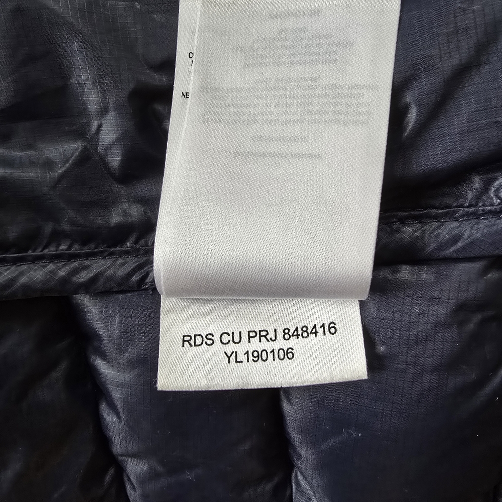 Mountain Hardwear Women's Ghost Whisperer Down Jacket Size Medium Navy Blue - Picture 6 of 6